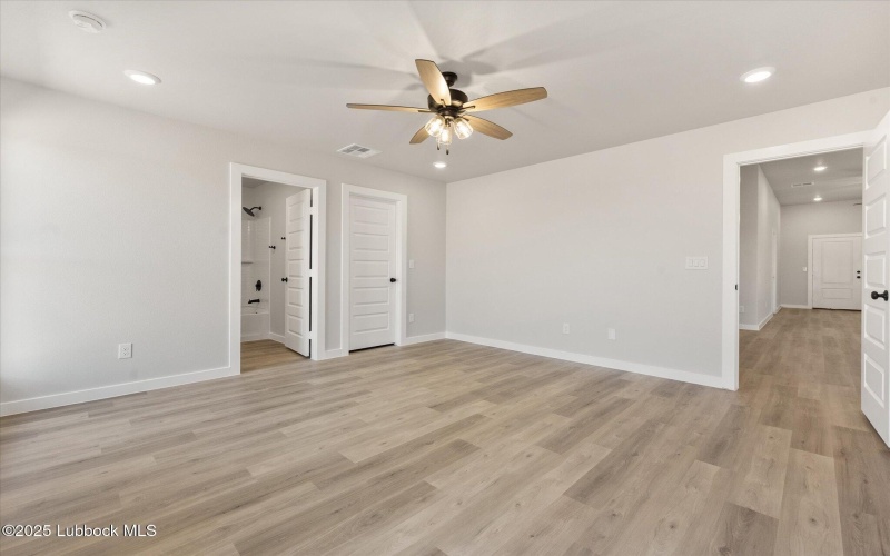 6007 Volney Avenue, Lubbock, TX 79407, 3 Bedrooms Bedrooms, ,2 BathroomsBathrooms,Residential,For Sale,6007 Volney Avenue,202555310