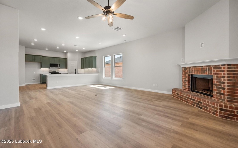 636 E 31st Street, Wolfforth, TX 79382, 3 Bedrooms Bedrooms, ,2 BathroomsBathrooms,Residential,For Sale,636 E 31st Street,202555313