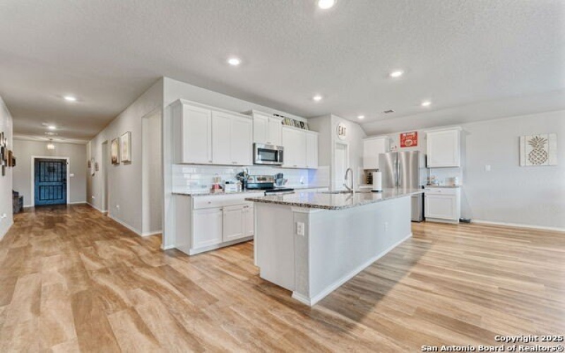 2946 Daisy Meadow, New Braunfels, TX 78130, 4 Bedrooms Bedrooms, ,3 BathroomsBathrooms,Residential,For Sale,2946 Daisy Meadow,1870400