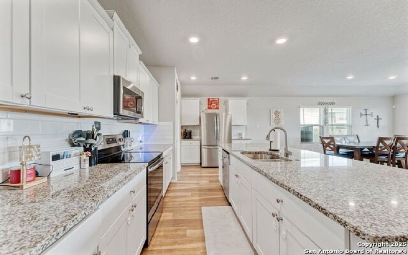 2946 Daisy Meadow, New Braunfels, TX 78130, 4 Bedrooms Bedrooms, ,3 BathroomsBathrooms,Residential,For Sale,2946 Daisy Meadow,1870400