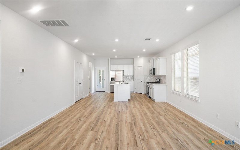 633 Salamander Street, San Marcos, TX 78666, 3 Bedrooms Bedrooms, ,2 BathroomsBathrooms,Residential,For Sale,633 Salamander Street,581363