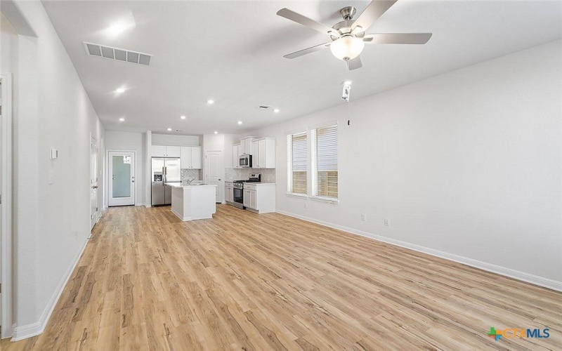 633 Salamander Street, San Marcos, TX 78666, 3 Bedrooms Bedrooms, ,2 BathroomsBathrooms,Residential,For Sale,633 Salamander Street,581363
