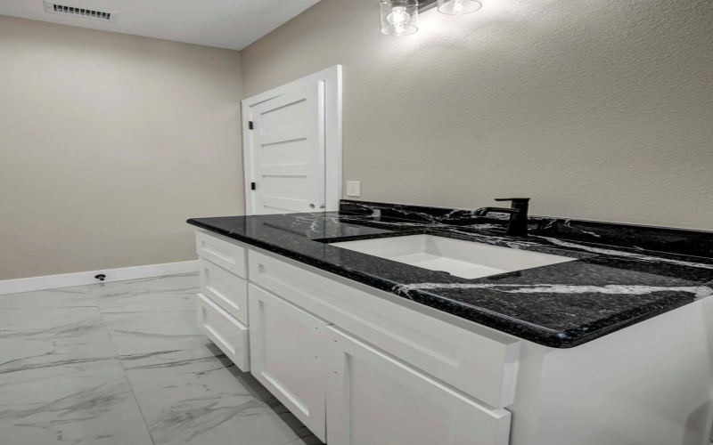 8634 Luz Dr, Odessa, TX 79765, 3 Bedrooms Bedrooms, ,3 BathroomsBathrooms,Residential,For Sale,8634 Luz Dr,50082445