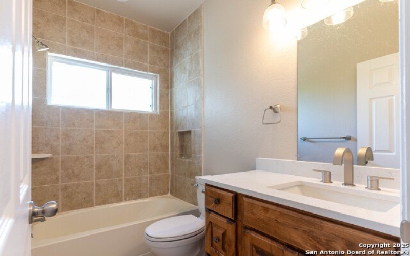 14674 Silesia Dr, St Hedwig, TX 78152, 4 Habitaciones Habitaciones , ,2 BañosBaños,Residential,En Venta,14674 Silesia Dr,1870160