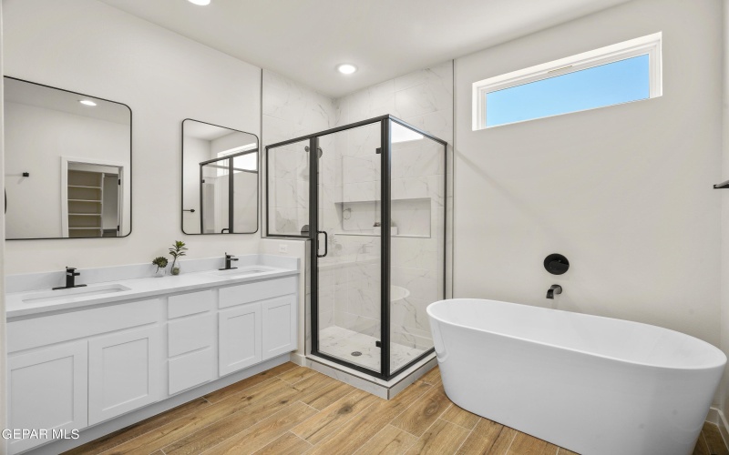 12601 Fredericksberg Avenue, El Paso, TX 79928, 4 Bedrooms Bedrooms, ,3 BathroomsBathrooms,Residential,For Sale,12601 Fredericksberg Avenue,881044