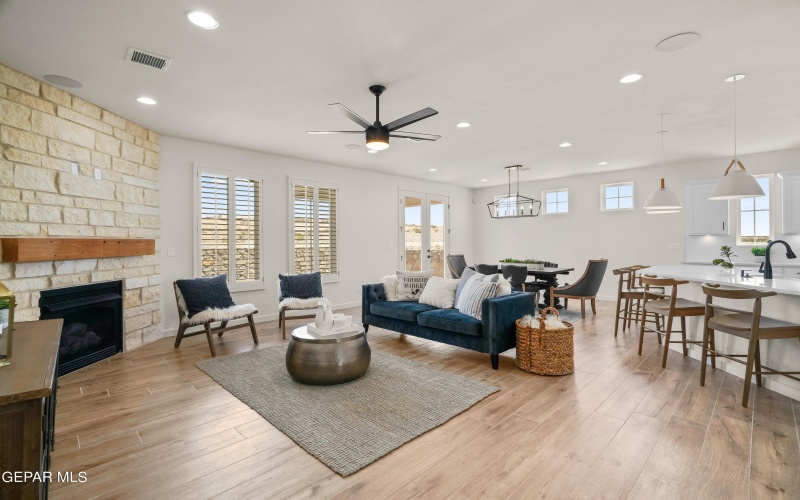 12601 Fredericksberg Avenue, El Paso, TX 79928, 4 Bedrooms Bedrooms, ,3 BathroomsBathrooms,Residential,For Sale,12601 Fredericksberg Avenue,881044
