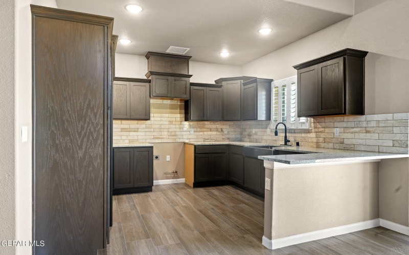2501 TONY HARPER Street, El Paso, TX 79938, 4 Bedrooms Bedrooms, ,2 BathroomsBathrooms,Residential,For Sale,2501 TONY HARPER Street,886783