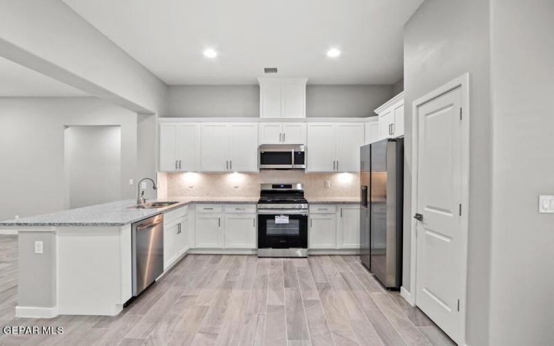 10704 Troy Aikman Drive, El Paso, TX 79924, 3 Bedrooms Bedrooms, ,2 BathroomsBathrooms,Residential,For Sale,10704 Troy Aikman Drive,892703