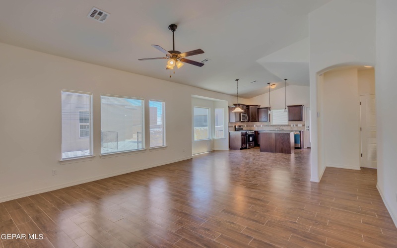 14345 Tobe Davis Drive, Horizon City, TX 79928, 4 Bedrooms Bedrooms, ,2 BathroomsBathrooms,Residential,For Sale,14345 Tobe Davis Drive,894752
