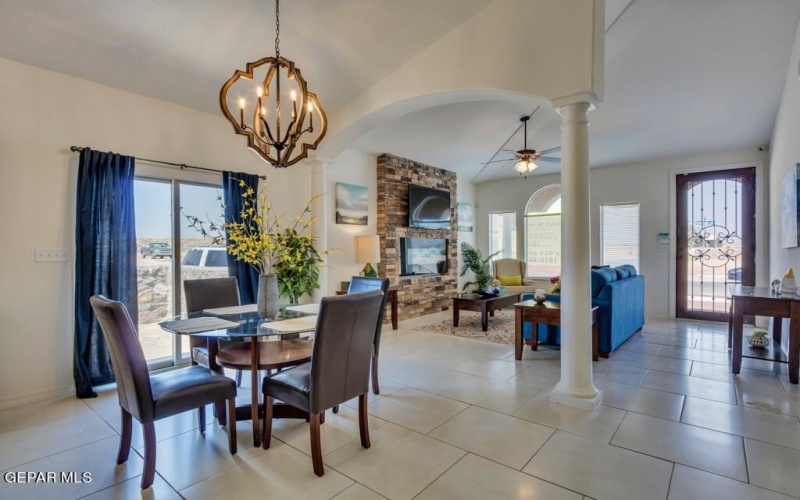 13852 Vicki Brewer Avenue, Horizon City, TX 79928, 4 Bedrooms Bedrooms, ,2 BathroomsBathrooms,Residential,For Sale,13852 Vicki Brewer Avenue,895372
