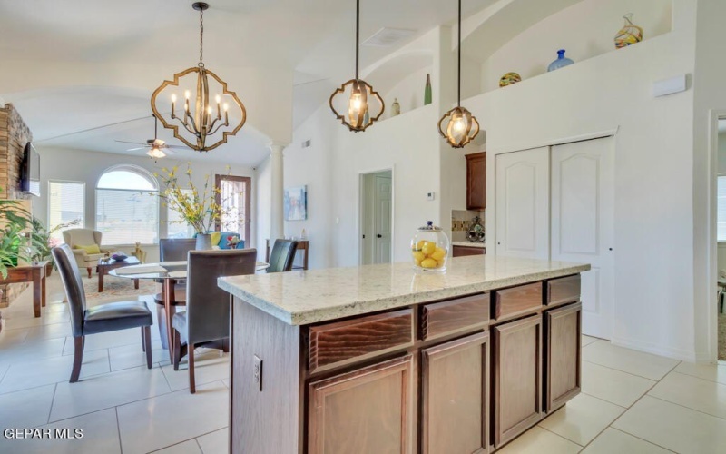 13852 Vicki Brewer Avenue, Horizon City, TX 79928, 4 Bedrooms Bedrooms, ,2 BathroomsBathrooms,Residential,For Sale,13852 Vicki Brewer Avenue,895372