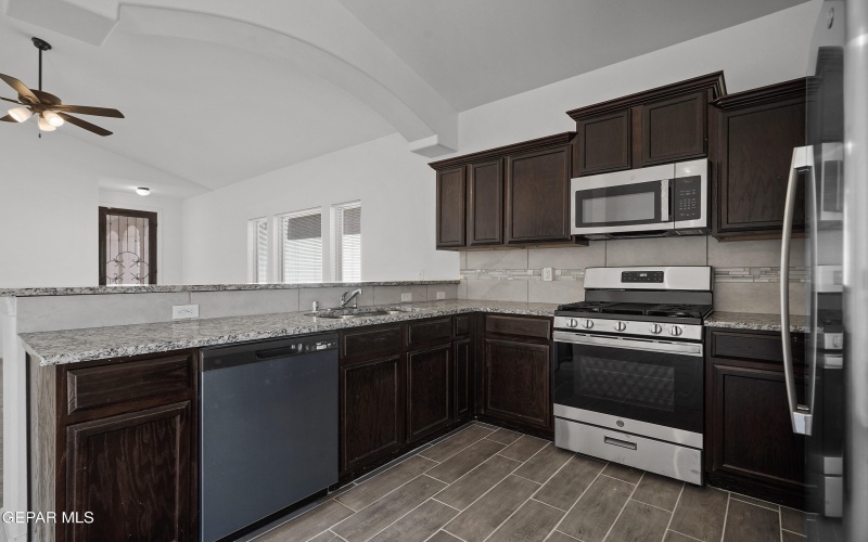 12832 LINSTEAD Avenue, El Paso, TX 79928, 4 Bedrooms Bedrooms, ,2 BathroomsBathrooms,Residential,For Sale,12832 LINSTEAD Avenue,897696
