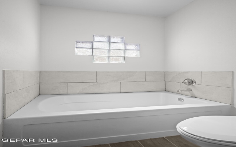 12832 LINSTEAD Avenue, El Paso, TX 79928, 4 Bedrooms Bedrooms, ,2 BathroomsBathrooms,Residential,For Sale,12832 LINSTEAD Avenue,897696