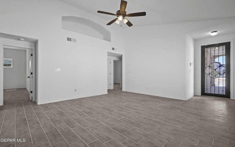 12832 LINSTEAD Avenue, El Paso, TX 79928, 4 Bedrooms Bedrooms, ,2 BathroomsBathrooms,Residential,For Sale,12832 LINSTEAD Avenue,897696
