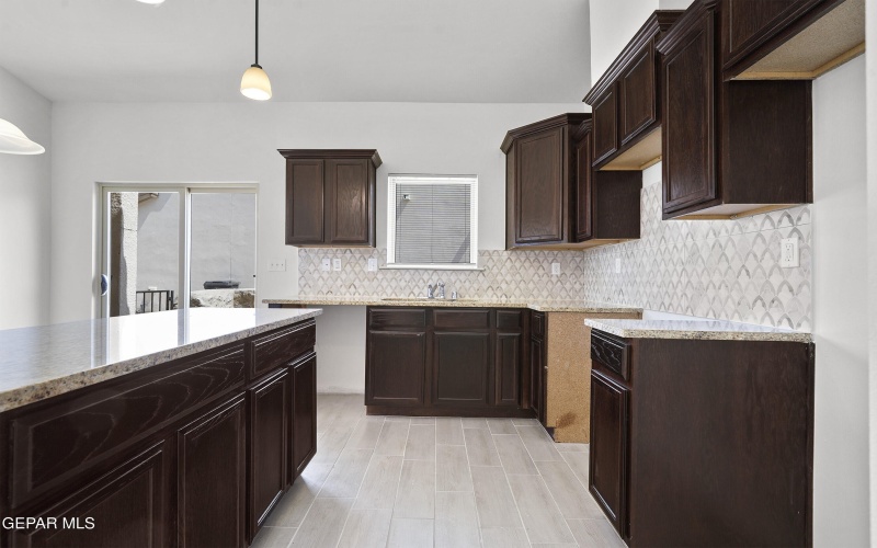 612 Cedarwood Avenue, El Paso, TX 79928, 4 Bedrooms Bedrooms, ,2 BathroomsBathrooms,Residential,For Sale,612 Cedarwood Avenue,899804