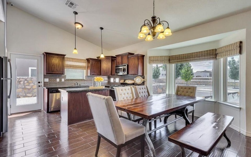 600 Cedarwood Avenue, El Paso, TX 79928, 4 Bedrooms Bedrooms, ,2 BathroomsBathrooms,Residential,For Sale,600 Cedarwood Avenue,899957