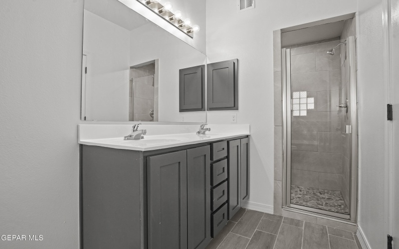 608 Cedarwood Avenue, El Paso, TX 79928, 4 Habitaciones Habitaciones , ,2 BañosBaños,Residential,En Venta,608 Cedarwood Avenue,899958