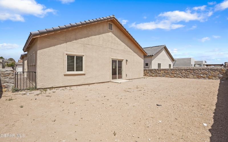 608 Cedarwood Avenue, El Paso, TX 79928, 4 Habitaciones Habitaciones , ,2 BañosBaños,Residential,En Venta,608 Cedarwood Avenue,899958