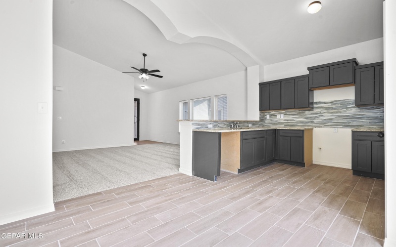 608 Cedarwood Avenue, El Paso, TX 79928, 4 Habitaciones Habitaciones , ,2 BañosBaños,Residential,En Venta,608 Cedarwood Avenue,899958