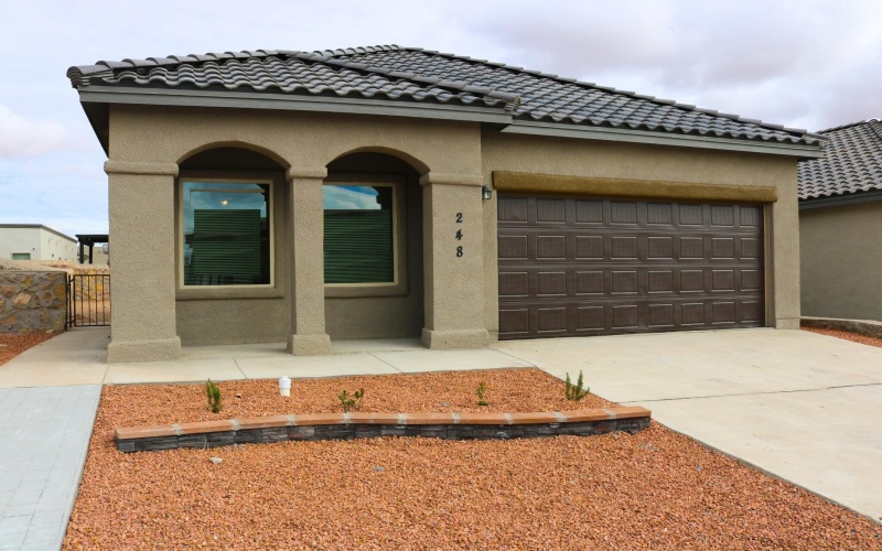 977 Haggerston Street, El Paso, TX 79928, 4 Bedrooms Bedrooms, ,2 BathroomsBathrooms,Residential,For Sale,977 Haggerston Street,900227