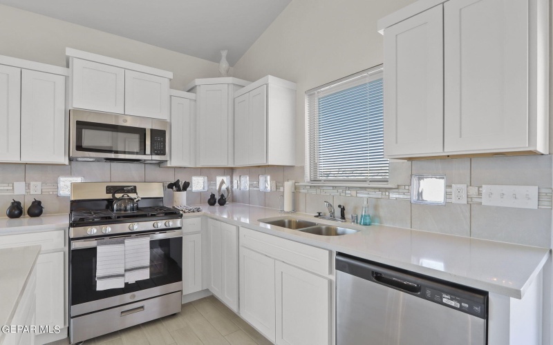 265 Adamtowne Drive, El Paso, TX 79928, 4 Bedrooms Bedrooms, ,2 BathroomsBathrooms,Residential,For Sale,265 Adamtowne Drive,902600