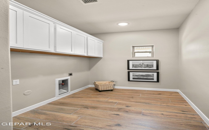 3720 Model Lane, El Paso, TX 79938, 3 Bedrooms Bedrooms, ,2 BathroomsBathrooms,Residential,For Sale,3720 Model Lane,903320