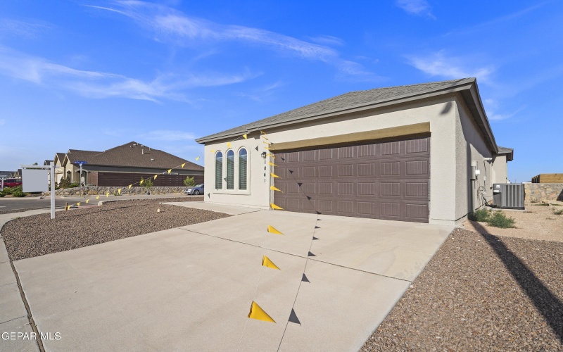 1041 Summer Lake Street, El Paso, TX 79928, 4 Bedrooms Bedrooms, ,2 BathroomsBathrooms,Residential,For Sale,1041 Summer Lake Street,907057