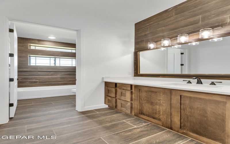 356 RIO DE JAZMIN Circle, El Paso, TX 79932, 4 Bedrooms Bedrooms, ,5 BathroomsBathrooms,Residential,For Sale,356 RIO DE JAZMIN Circle,913273