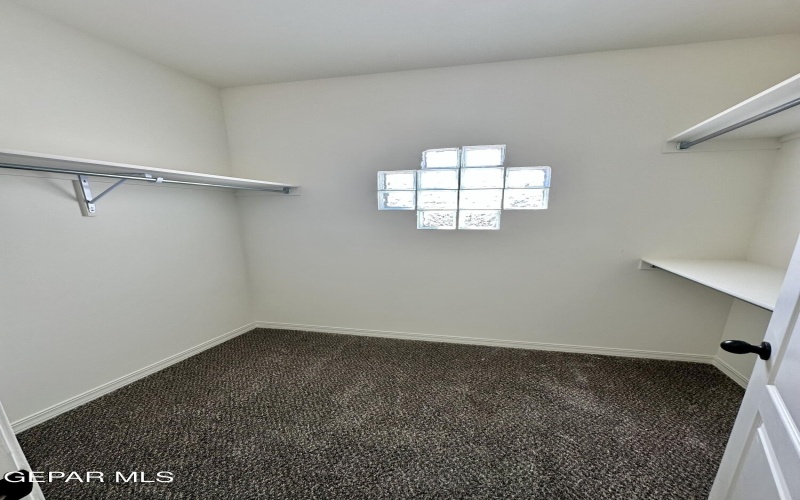 14649 Tierra Oviedo Avenue, El Paso, TX 79938, 4 Habitaciones Habitaciones , ,2 BañosBaños,Residential,En Venta,14649 Tierra Oviedo Avenue,913487