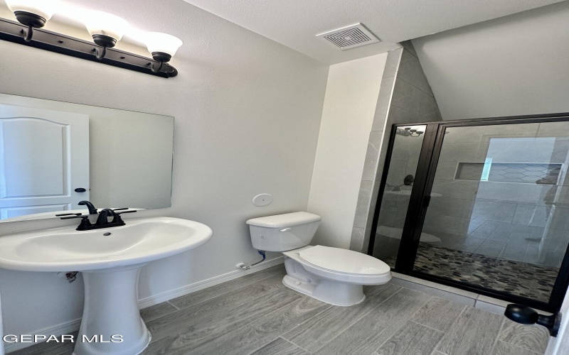 14649 Tierra Oviedo Avenue, El Paso, TX 79938, 4 Habitaciones Habitaciones , ,2 BañosBaños,Residential,En Venta,14649 Tierra Oviedo Avenue,913487