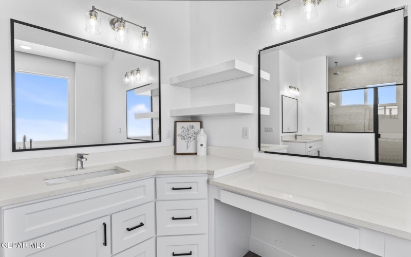 7704 CELESTIAL Street, Las Cruces, NM 88012, 4 Bedrooms Bedrooms, ,3 BathroomsBathrooms,Residential,For Sale,7704 CELESTIAL Street,918158