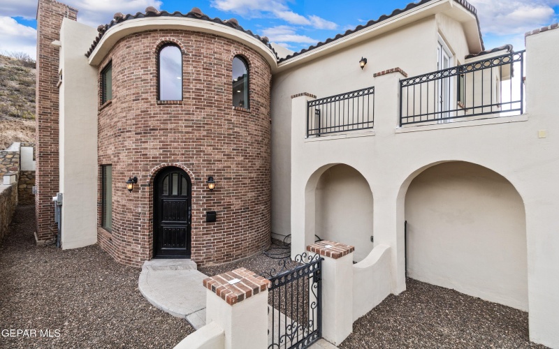 234 Canyon Terrace Drive, El Paso, TX 79902, 3 Bedrooms Bedrooms, ,1 BathroomBathrooms,Residential,For Sale,234 Canyon Terrace Drive,919178