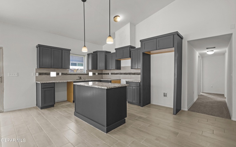 14764 Jack White Avenue, El Paso, TX 79938, 4 Habitaciones Habitaciones , ,2 BañosBaños,Residential,En Venta,14764 Jack White Avenue,919325