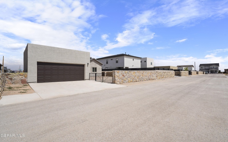 2217 Tony Harper Street, El Paso, TX 79938, 4 Bedrooms Bedrooms, ,2 BathroomsBathrooms,Residential,For Sale,2217 Tony Harper Street,919331