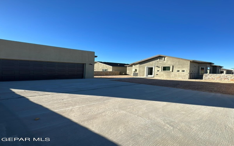 14372 Nick Drahos Lane, Horizon City, TX 79928, 4 Bedrooms Bedrooms, ,2 BathroomsBathrooms,Residential,For Sale,14372 Nick Drahos Lane,919444