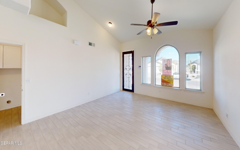 12804 Monmouth Avenue, Horizon City, TX 79928, 4 Habitaciones Habitaciones , ,2 BañosBaños,Residential,En Venta,12804 Monmouth Avenue,919485