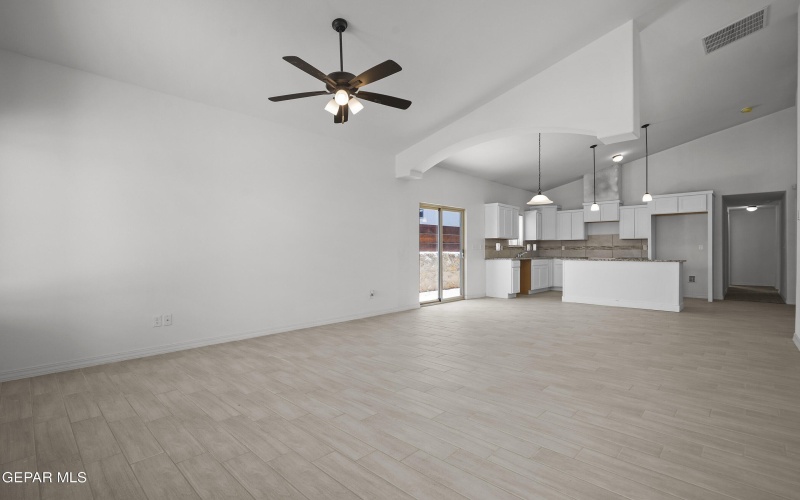 12804 Monmouth Avenue, Horizon City, TX 79928, 4 Habitaciones Habitaciones , ,2 BañosBaños,Residential,En Venta,12804 Monmouth Avenue,919485