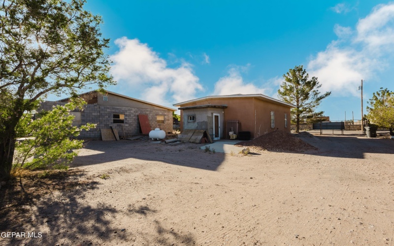 14850 BOCALUSA Avenue, El Paso, TX 79928, 3 Bedrooms Bedrooms, ,2 BathroomsBathrooms,Residential,For Sale,14850 BOCALUSA Avenue,923124