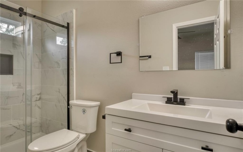 1601 West 17th Street, Bryan, TX 77803, 3 Bedrooms Bedrooms, ,2 BathroomsBathrooms,Residential Lease,For Rent,1601 West 17th Street,25005891