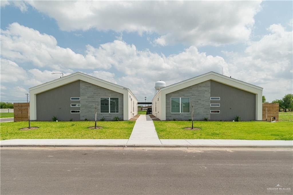 2509 Mockingbird #A, Weslaco, TX 78596, 3 Habitaciones Habitaciones , ,2 BañosBaños,Residential Lease,En Alquiler,2509 Mockingbird,471846