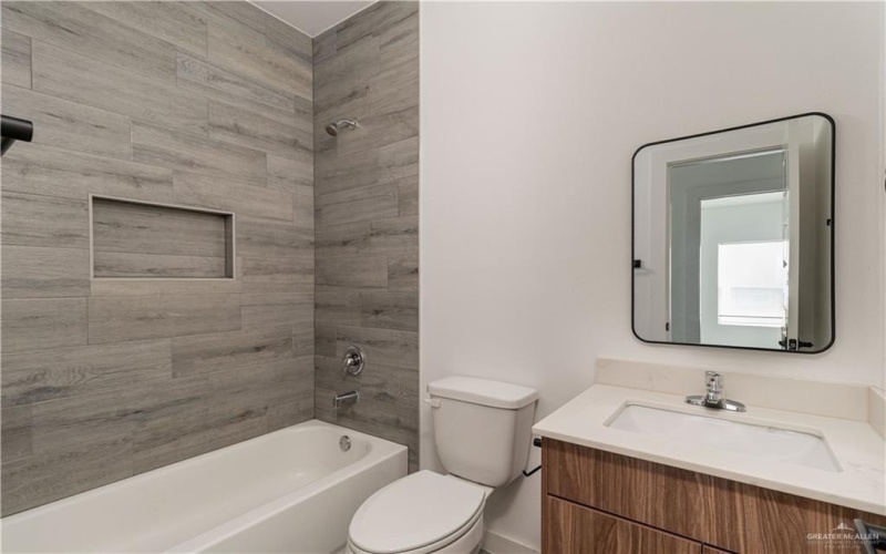 2509 Mockingbird #A, Weslaco, TX 78596, 3 Habitaciones Habitaciones , ,2 BañosBaños,Residential Lease,En Alquiler,2509 Mockingbird,471846