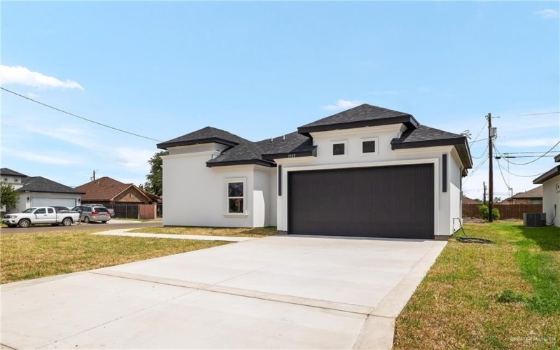 3303 Alcatraz Street, Edinburg, TX 78542, 3 Bedrooms Bedrooms, ,2 BathroomsBathrooms,Residential,For Sale,3303 Alcatraz Street,472293