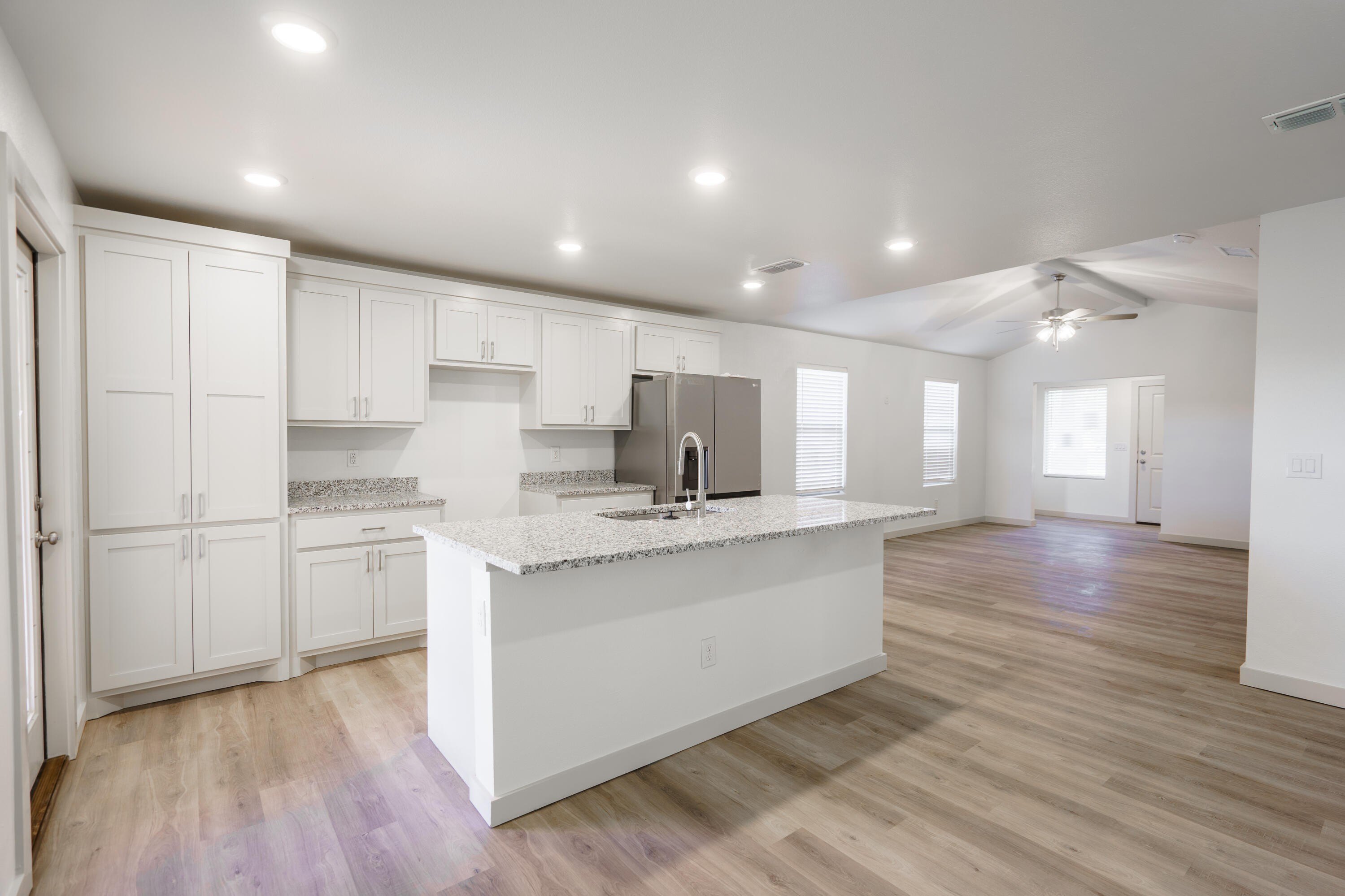2208 N Avenue N, Lubbock, TX 79403, 3 Bedrooms Bedrooms, ,2 BathroomsBathrooms,Residential Lease,For Rent,2208 N Avenue N,202555383