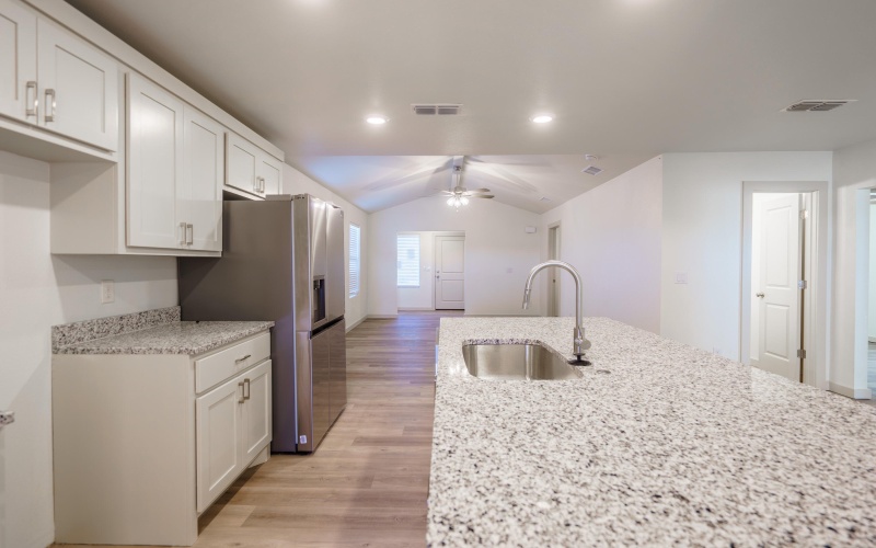 2208 N Avenue N, Lubbock, TX 79403, 3 Bedrooms Bedrooms, ,2 BathroomsBathrooms,Residential Lease,For Rent,2208 N Avenue N,202555383
