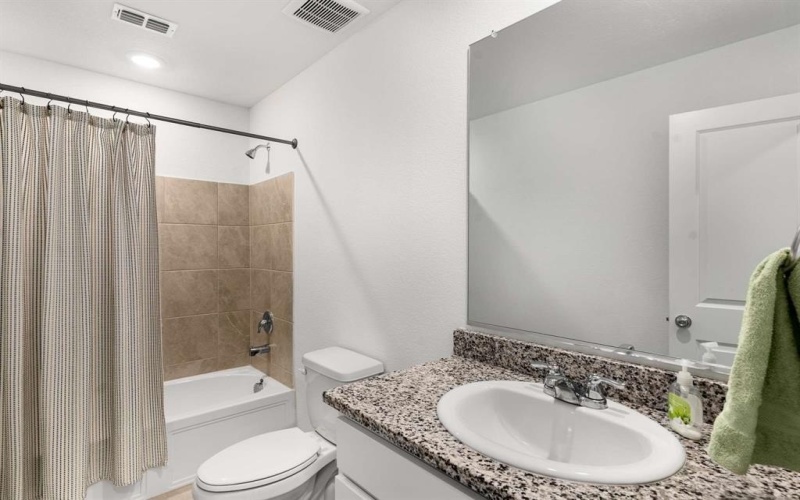 222 Harvest Street, Princeton, TX 75407, 3 Habitaciones Habitaciones , ,2 BañosBaños,Residential Lease,En Alquiler,222 Harvest Street,20941213
