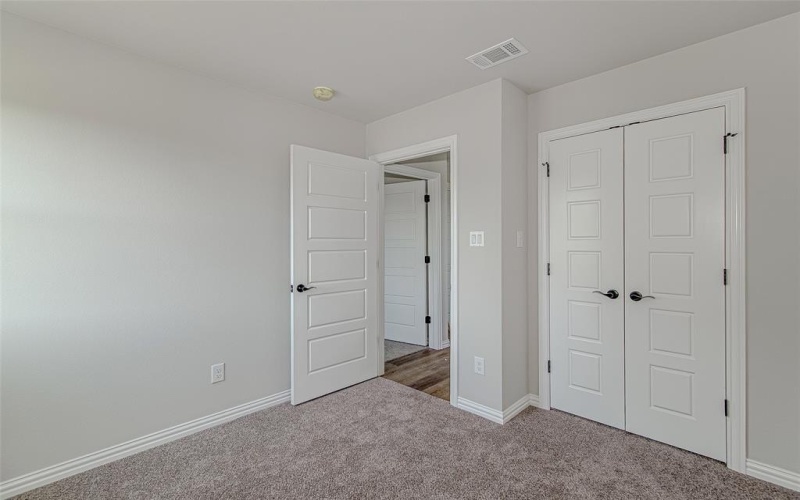 1024 E Daggett Avenue, Fort Worth, TX 76104, 3 Habitaciones Habitaciones , ,2 BañosBaños,Residential,En Venta,1024 E Daggett Avenue,20948499