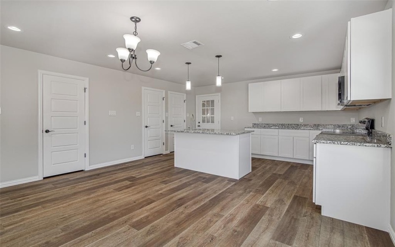 1024 E Daggett Avenue, Fort Worth, TX 76104, 3 Habitaciones Habitaciones , ,2 BañosBaños,Residential,En Venta,1024 E Daggett Avenue,20948499