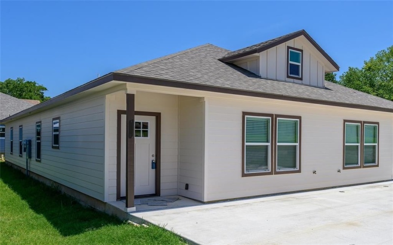 902 N Barrett Avenue, Denison, TX 75020, 3 Bedrooms Bedrooms, ,2 BathroomsBathrooms,Residential Lease,For Rent,902 N Barrett Avenue,20948521