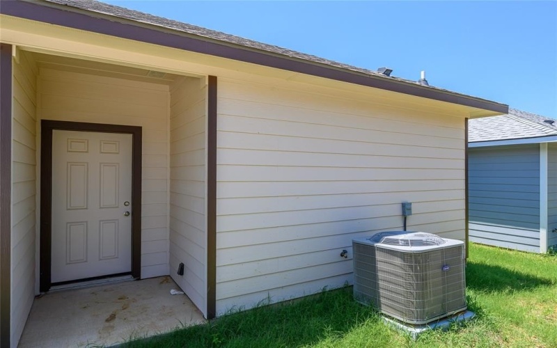 902 N Barrett Avenue, Denison, TX 75020, 3 Bedrooms Bedrooms, ,2 BathroomsBathrooms,Residential Lease,For Rent,902 N Barrett Avenue,20948521