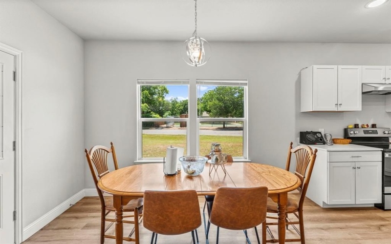 402 ROBBINS Street, Cleburne, TX 76031, 4 Bedrooms Bedrooms, ,2 BathroomsBathrooms,Residential,For Sale,402 ROBBINS Street,20947277